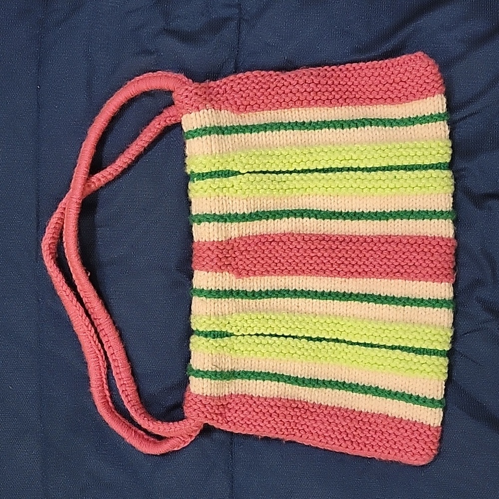 Handmade summer purse with fabric lining